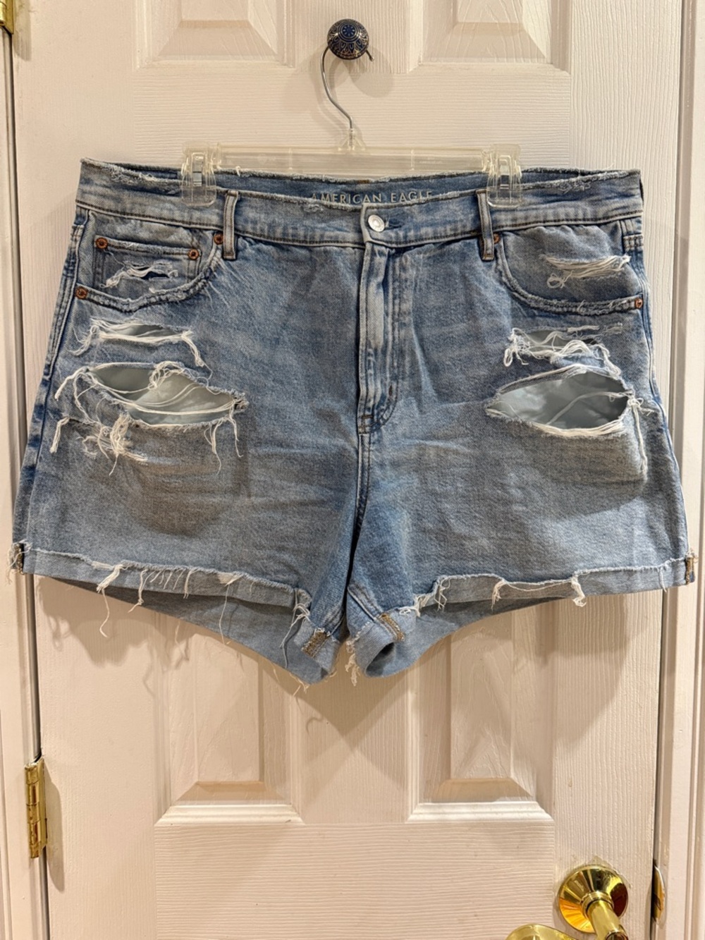 American Eagle Outfitters Light Wash Distressed Denim Jean Shorts